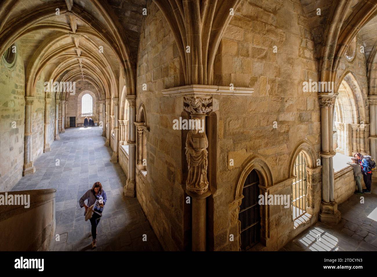 claustro, construido entre 1317 y 1340, estilo gótico, catedral de Évora,  Basílica Sé Catedral de Nossa Senhora da Assunção, Évora, Alentejo, Portuga Stock Photo