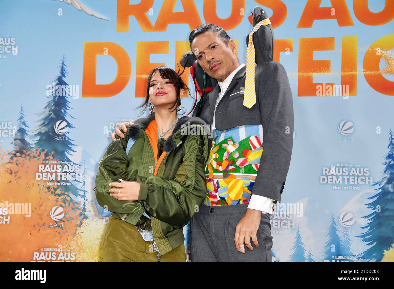 Nina Chuba und Gonzalez bei der Premiere des Animationsfilms Raus