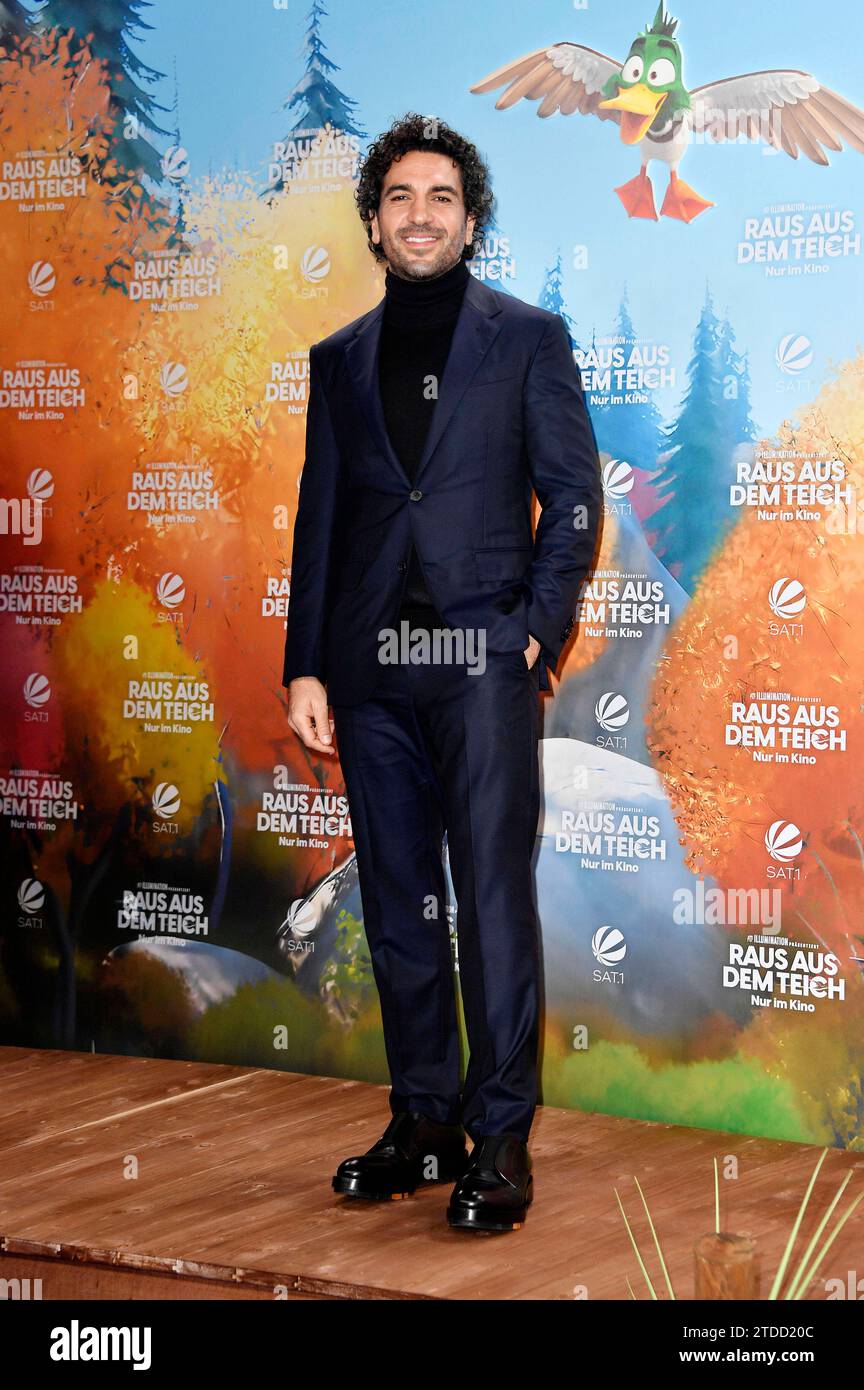 Elyas MBarek bei der Premiere des Animationsfilms Raus aus dem Teich
