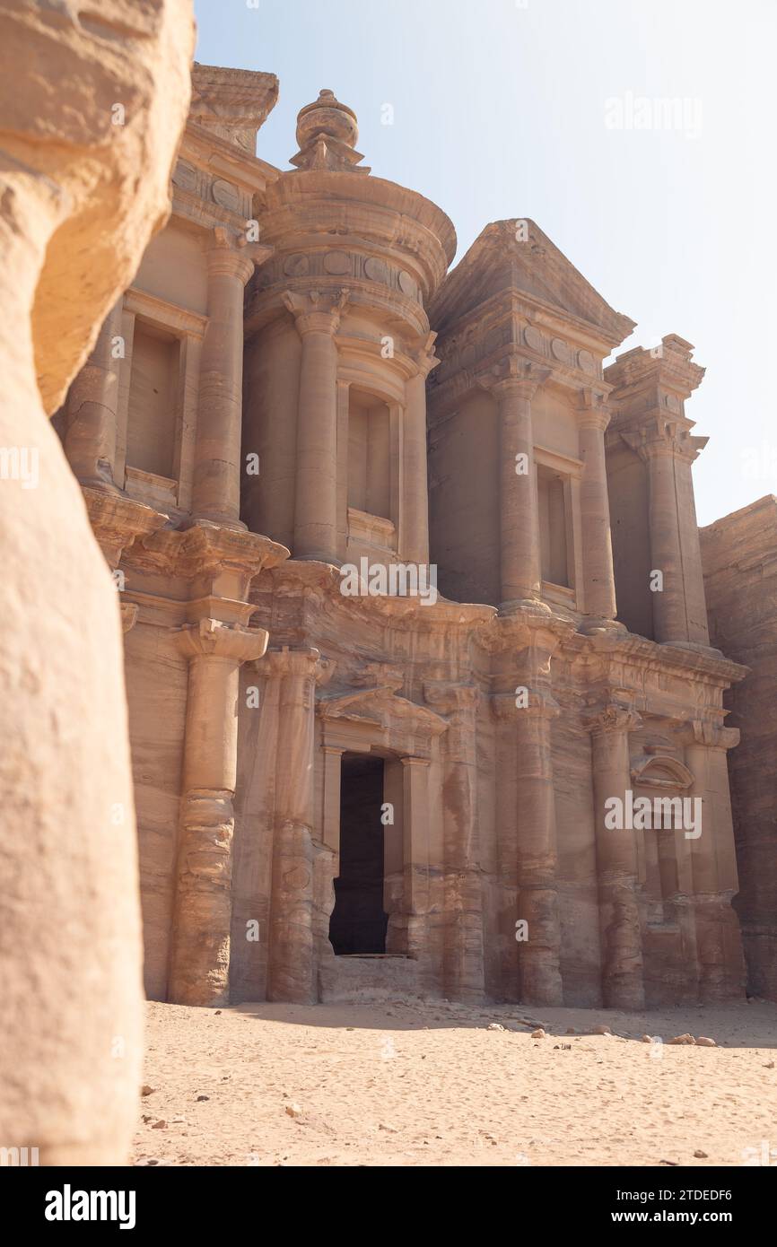 Sunny day in petra hi-res stock photography and images - Alamy