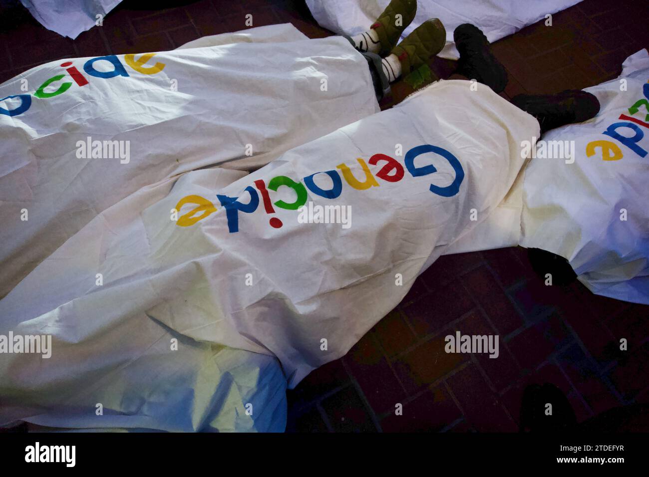 Shut Down Google: No Tech For Genocide, protesting Project Nimbus contract with Israel and artificial intelligence for warfare. San Francisco, CA, USA Stock Photo