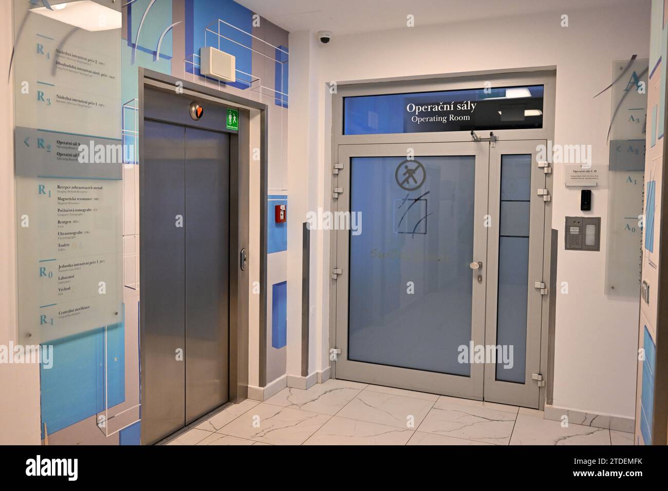 Launch of operation of robotic surgical operation system Versius at