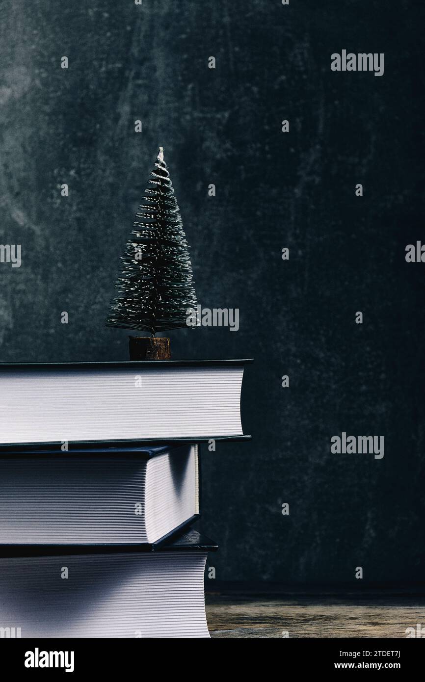 Stacking Books Tree Books tree hi-res stock photography and images - Alamy