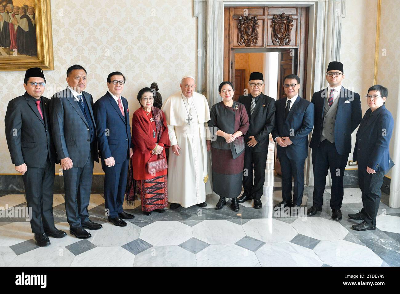 Vatican, Vatican. 18th Sep, 2023. Italy, Rome, Vatican, 2023/9/18. Pope Francis receives in private audience Ms. Megawati Sukarnoputri, former president of Indonesia at the Vatican . Photograph by VATICAN MEDIA /Catholic Press Photo Credit: Independent Photo Agency/Alamy Live News Stock Photo