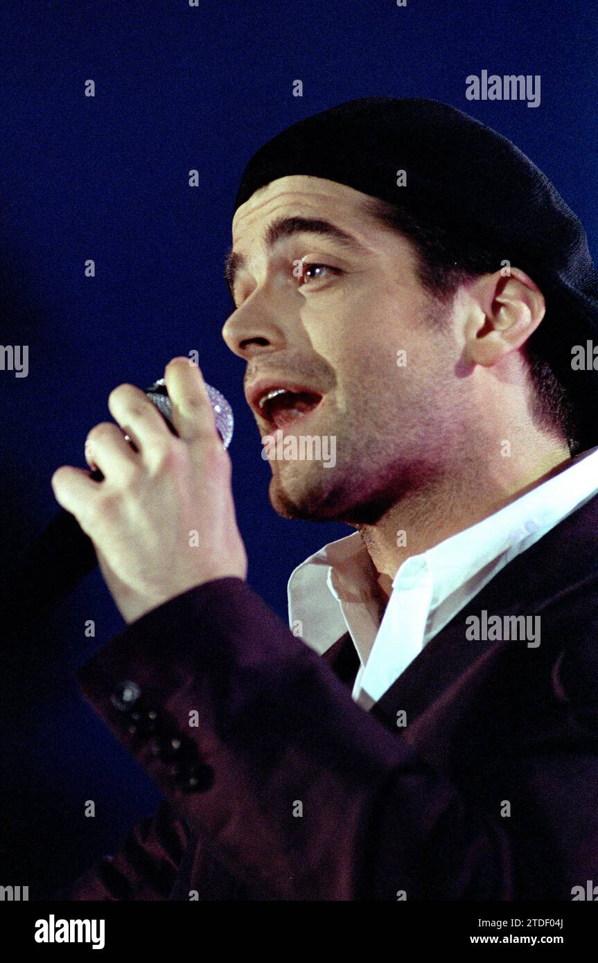 Samuele bersani festivalbar 2000 hi-res stock photography and images ...