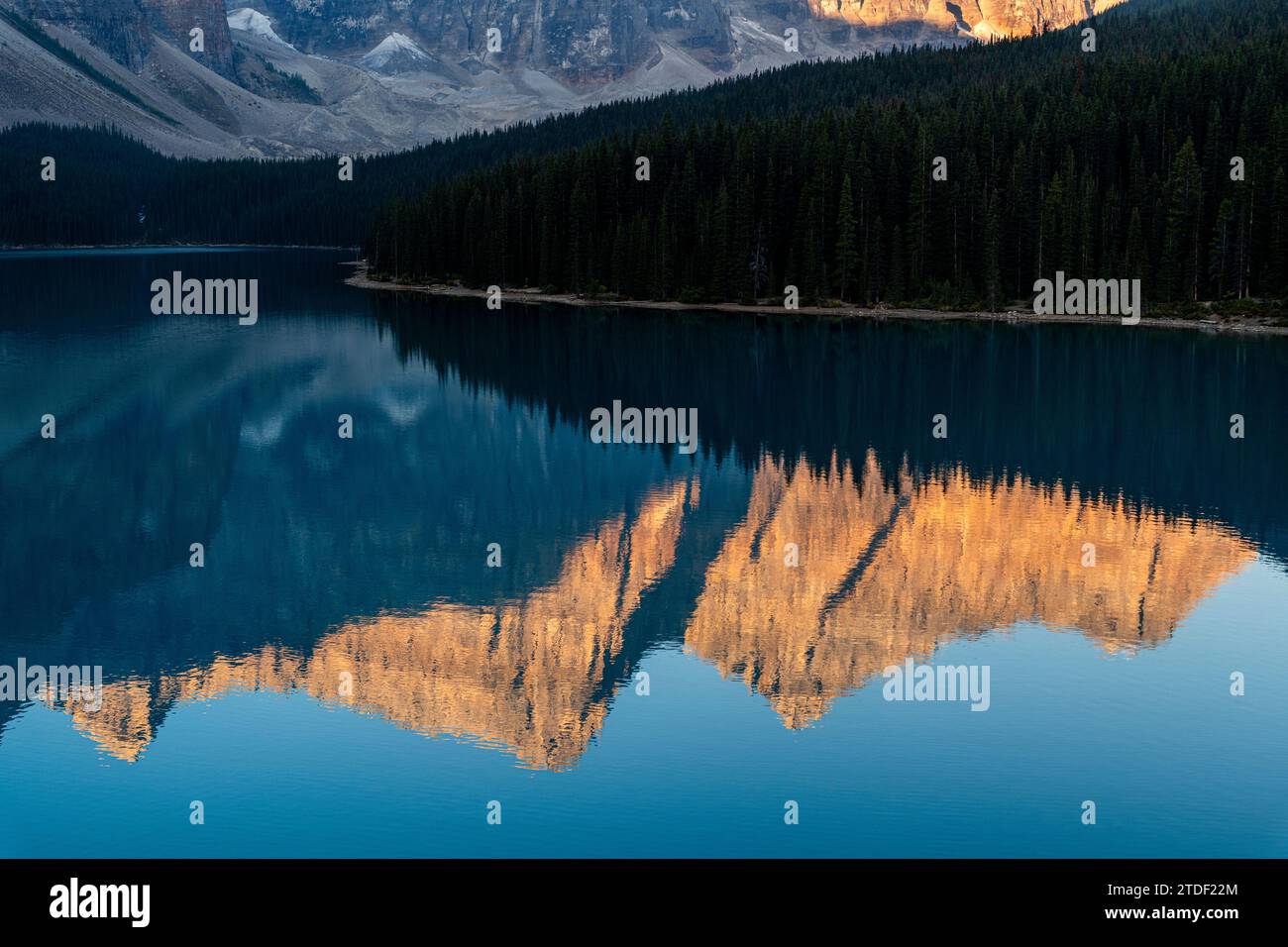 Sunrise at Lake Moraine, Banff National Park, UNESCO World Heritage Site, Alberta, Rocky Mountains, Canada, North America Stock Photo