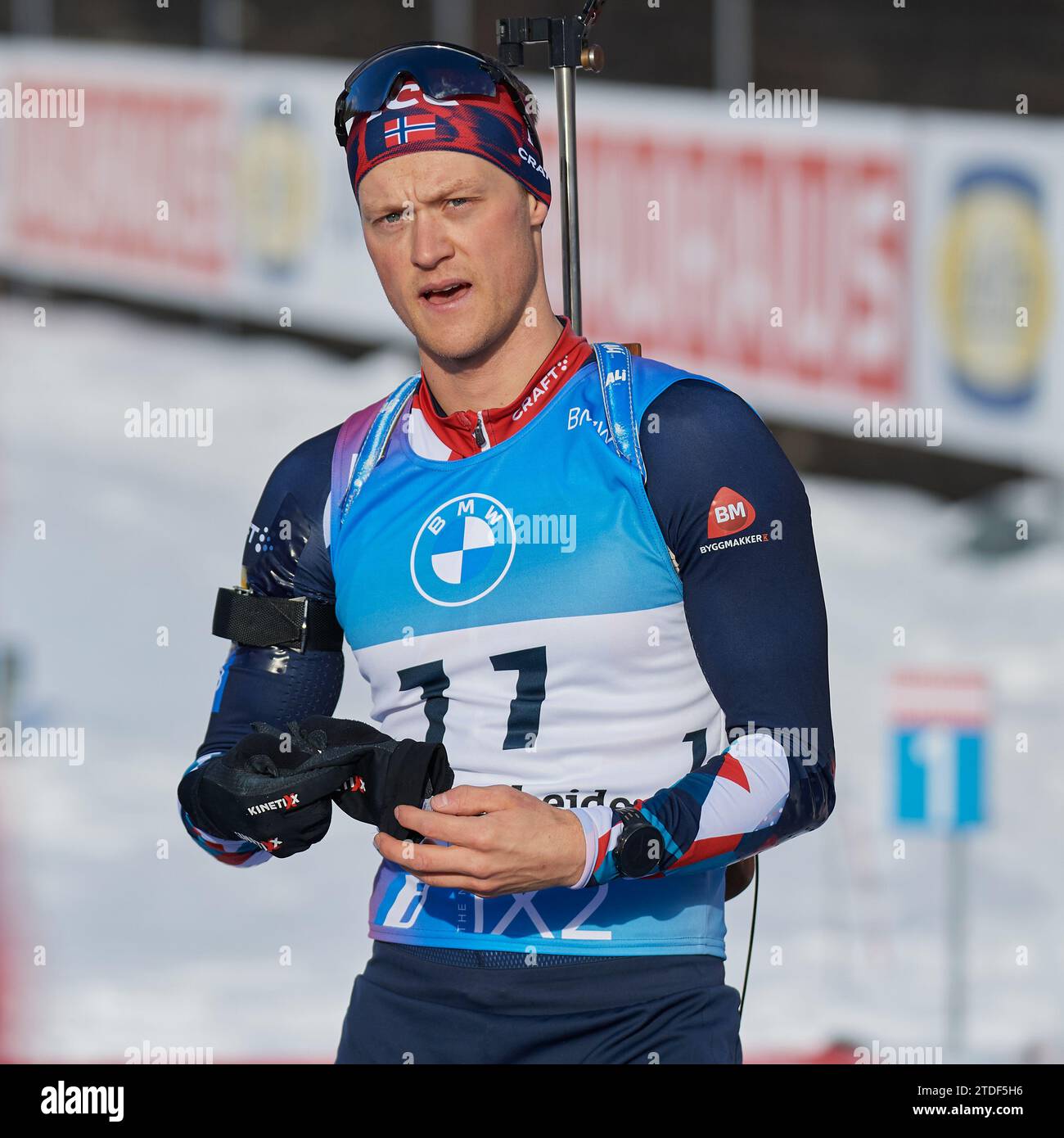 Lenzerheide, Schweiz, 15. Dezember 2023. Stroemsheim Endre NOR beim 10 km Sprint der Männer am BMW IBU Weltcup Biathlon 2023 in Lenzerheide. Stock Photo