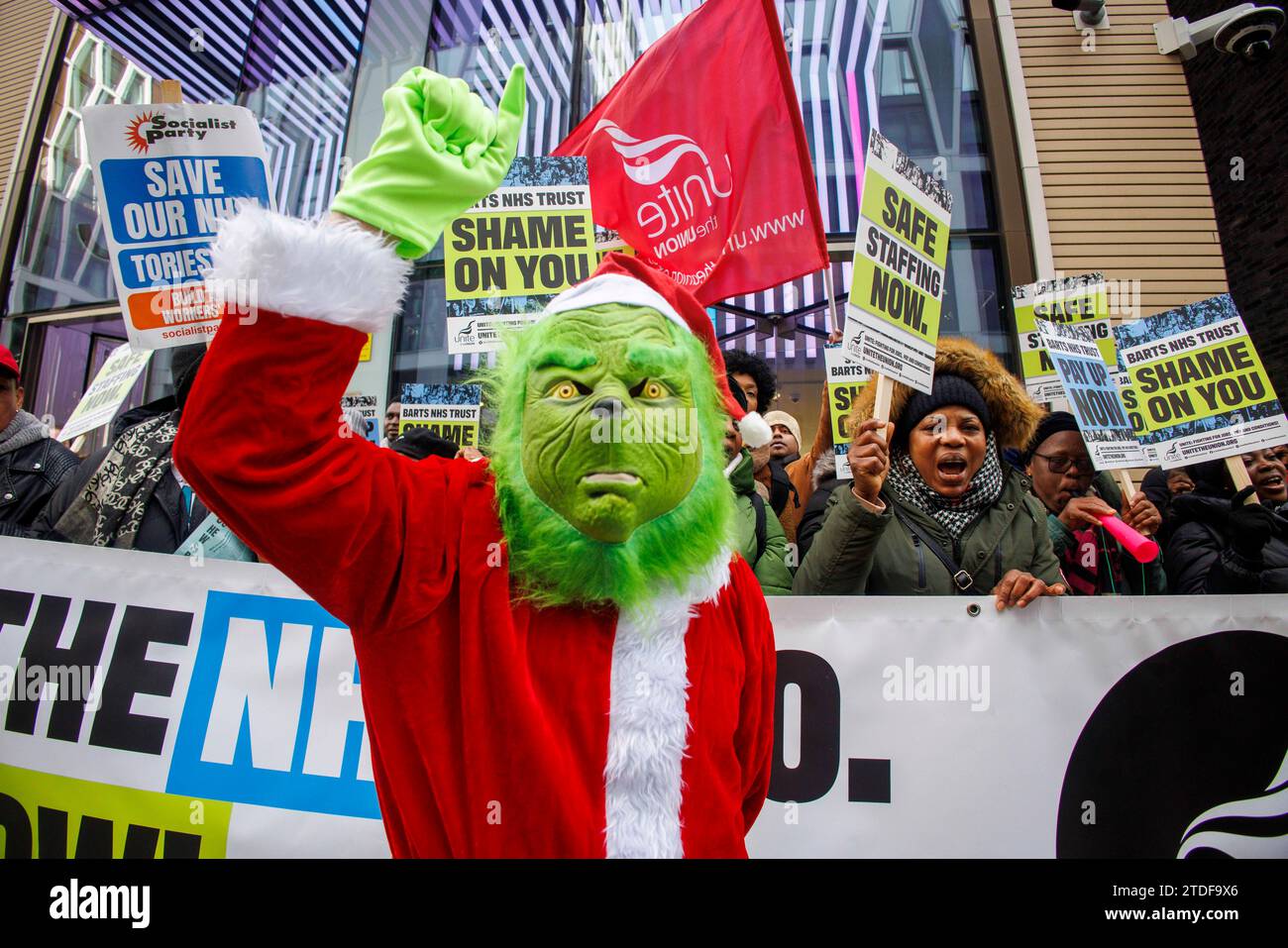 The grinch christmas hi-res stock photography and images - Page 5 