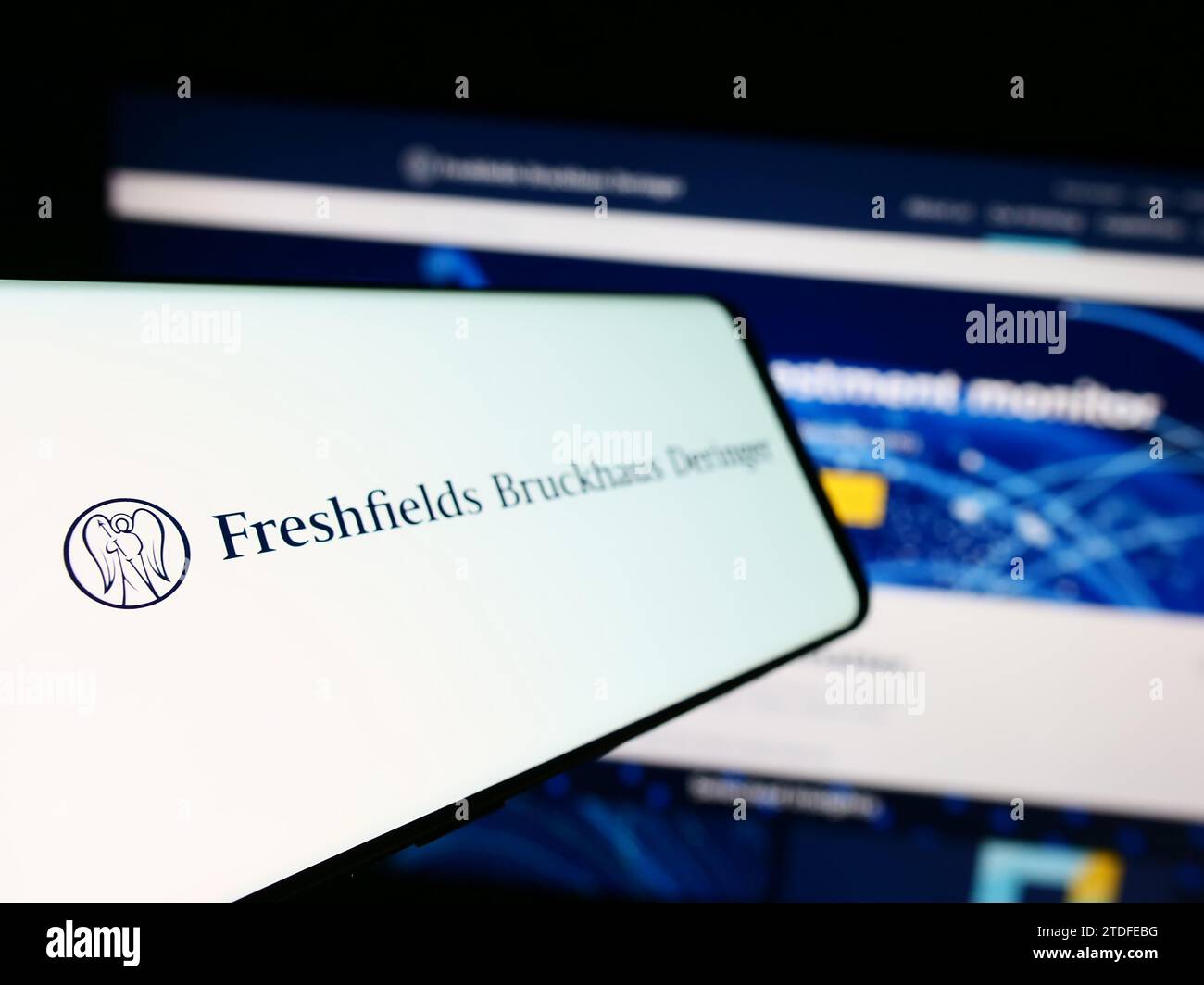 Freshfields bruckhaus deringer logo hi-res stock photography and images ...