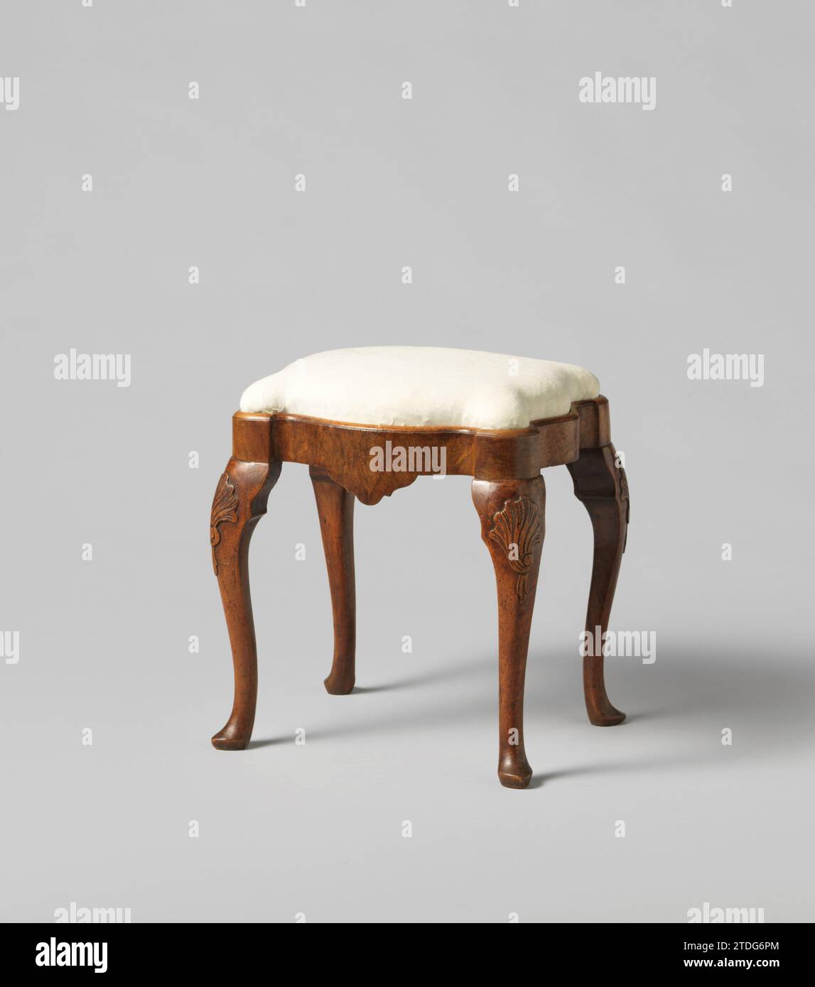 Shell Overhoeks Front seat rail hi-res stock photography and images - Alamy