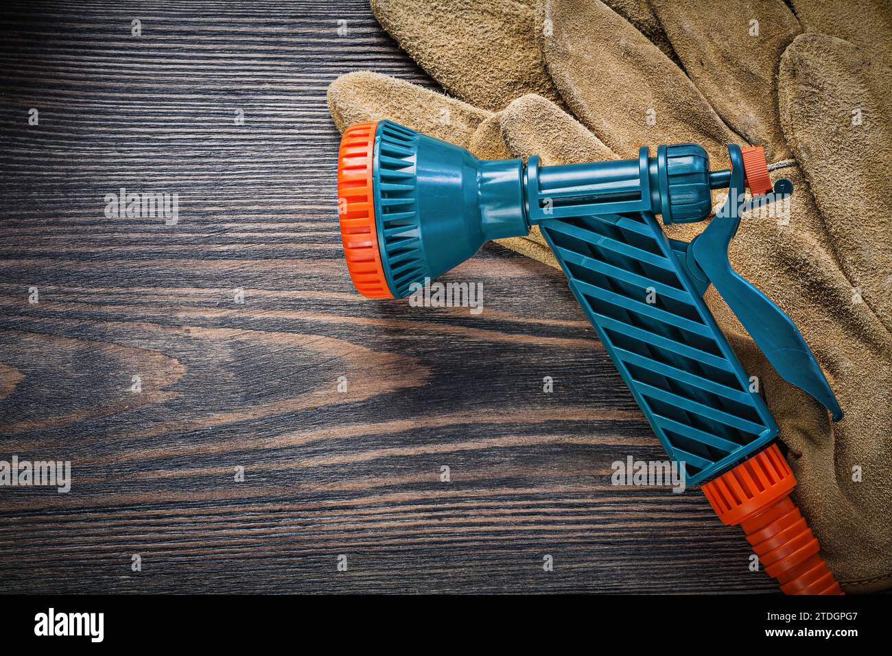 Rubber garden hose vintage hi-res stock photography and images - Alamy