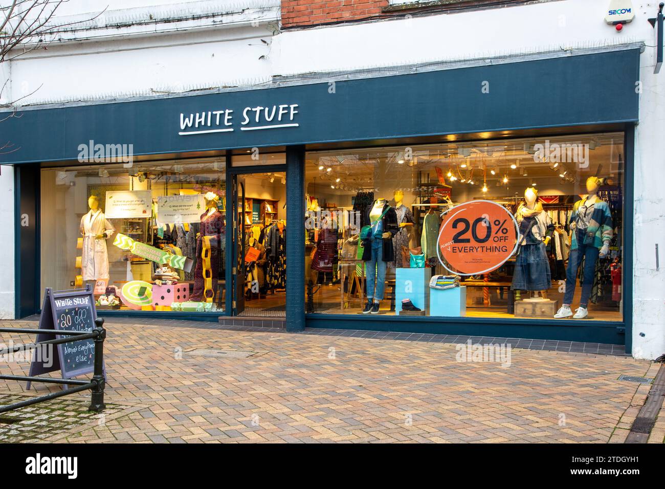 White shop front hi-res stock photography and images - Alamy