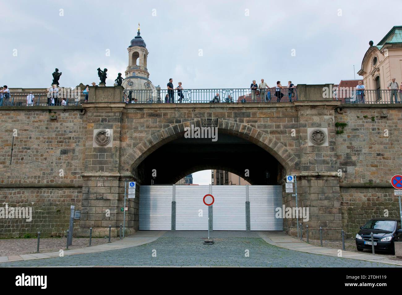 Flood protection wall on Bruehl's Terrace in Dresden Stock Photo