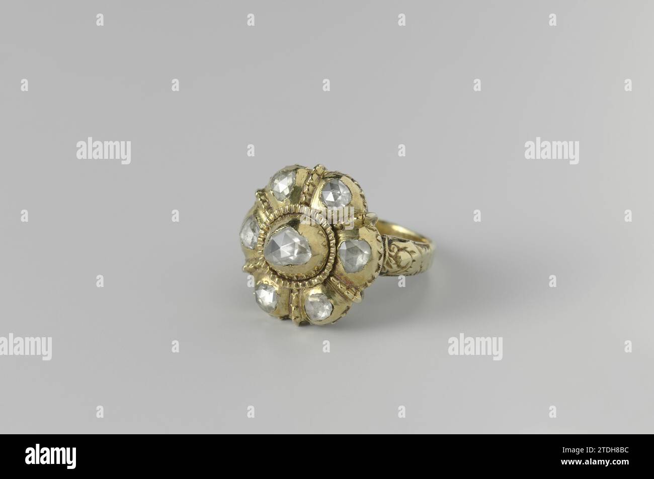 Ring, anonymous, c. 1670 - c. 1690 Ring of silver or gold. In the ...