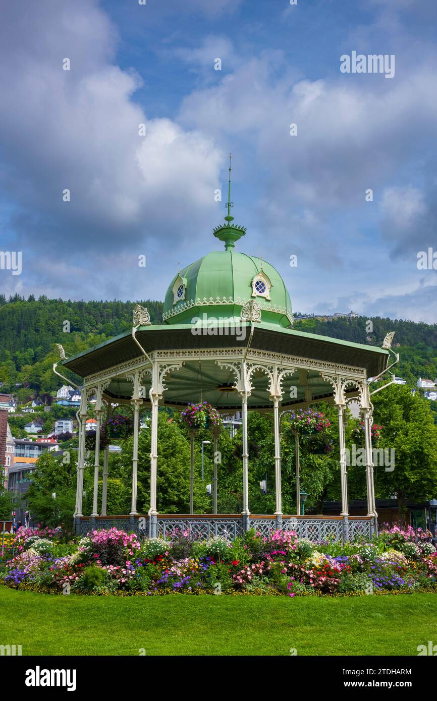 Bergen, Norway, June 29, 2023: Pedestrains walk the city streets of Julemarked Byparken in the center of Bergen during an afternoon. The area is famou Stock Photo