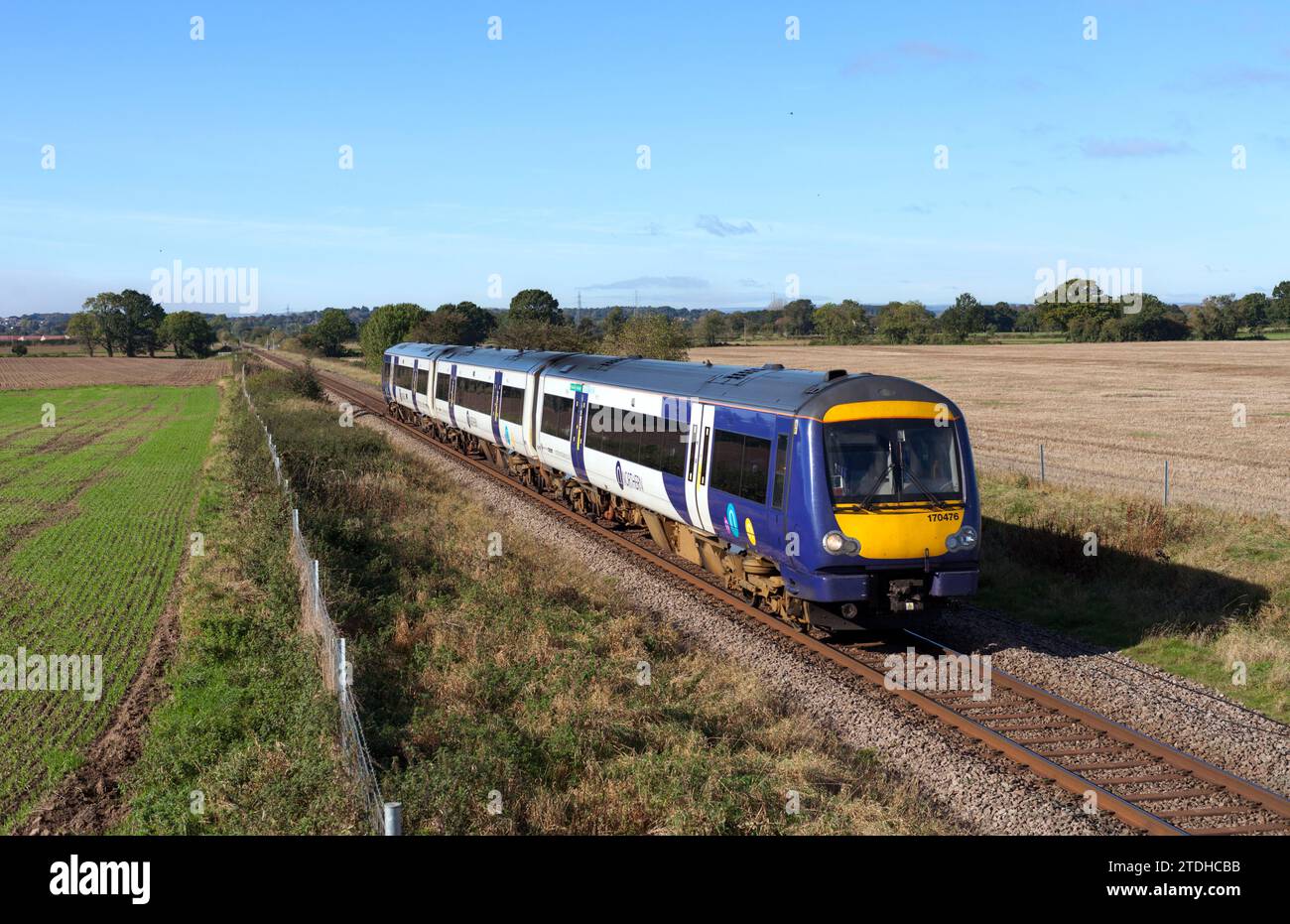Northern class 170 turbostar hi-res stock photography and images - Alamy