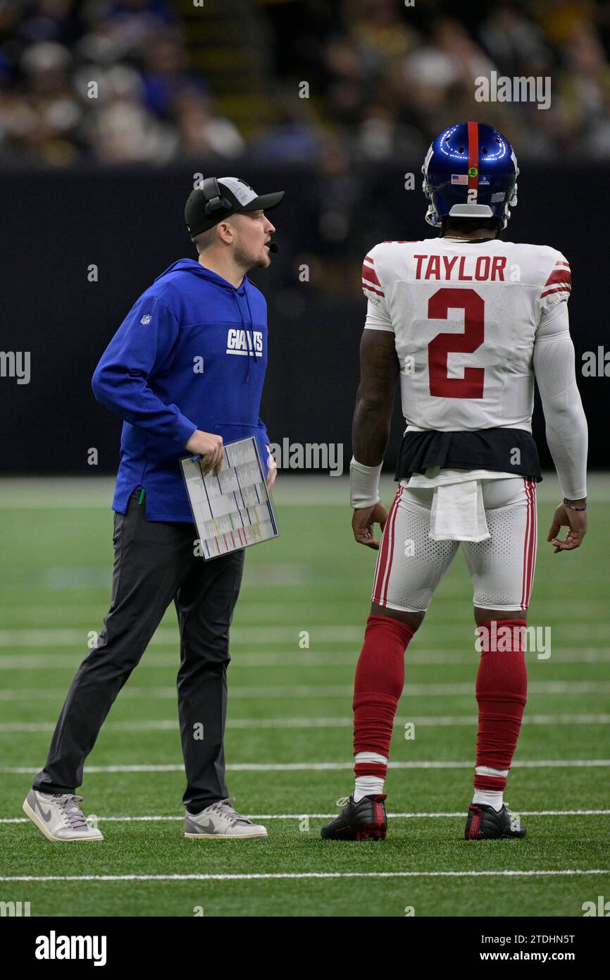 New York Giants quarterbacks coach Shea Tierney talks to New York