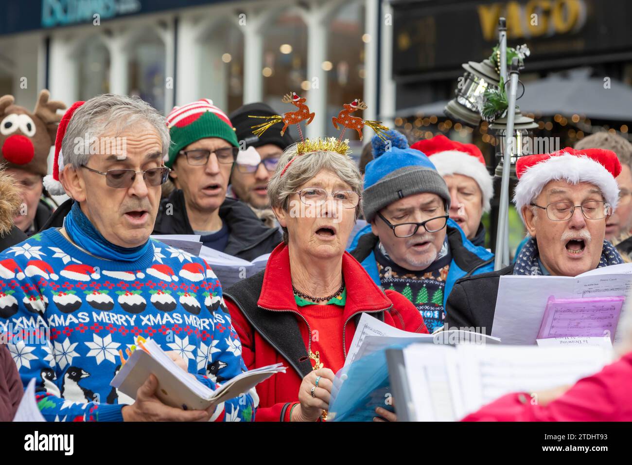 Lymm Big Sing Choir entertained the crowds with carols at Lymm Dickensian Day 2023 Stock Photo