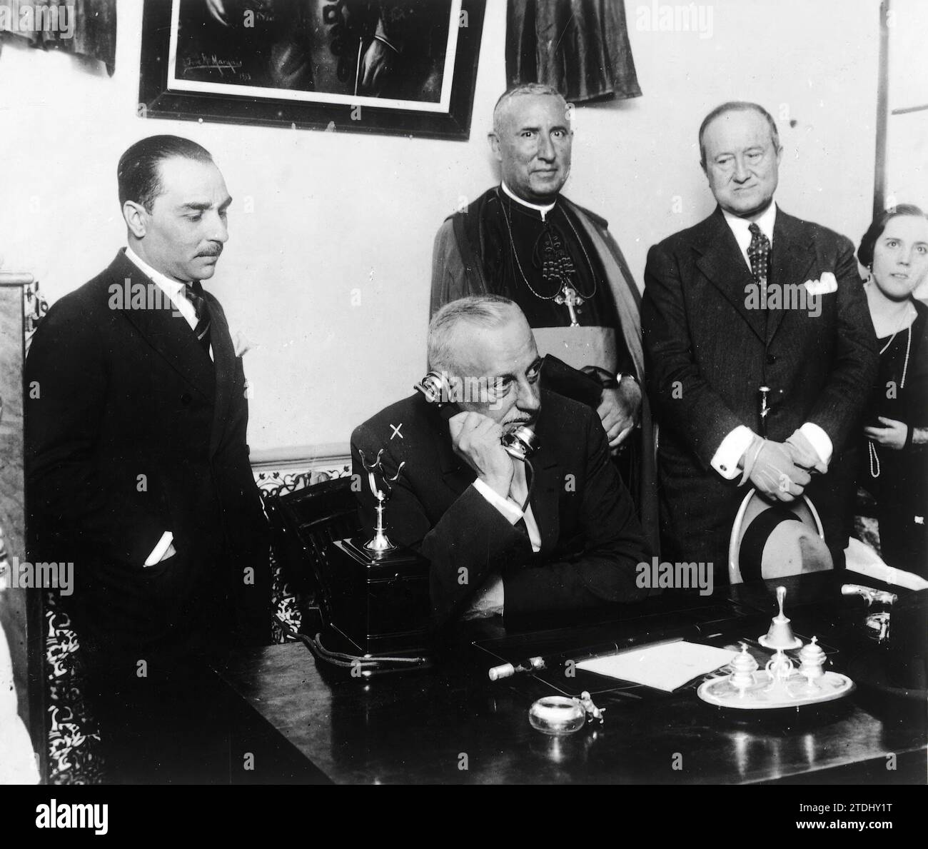 Almendralejo (Badajoz), 10/07/1926. The Marquis of Estella in Almendralejo. General Primo de Rivera (x) hearing the greeting of the mayors of the towns belonging to the new Seville-Villafranca-Almendralejo telephone line, in the act of inaugurating this last center. Behind, the bishop of the diocese, the governor of Badajoz and the director of the fifth district, Mr. Gil Merino. Credit: Album / Archivo ABC Stock Photo