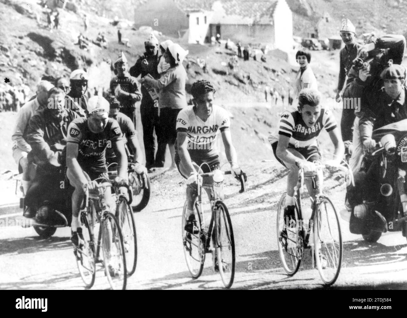 TOUR 1963. In the image three historic Tour riders climbing the Tourmalet. From left to right: Poulidor, Bahamontes and Anquetil. Credit: Album / Archivo ABC Stock Photo