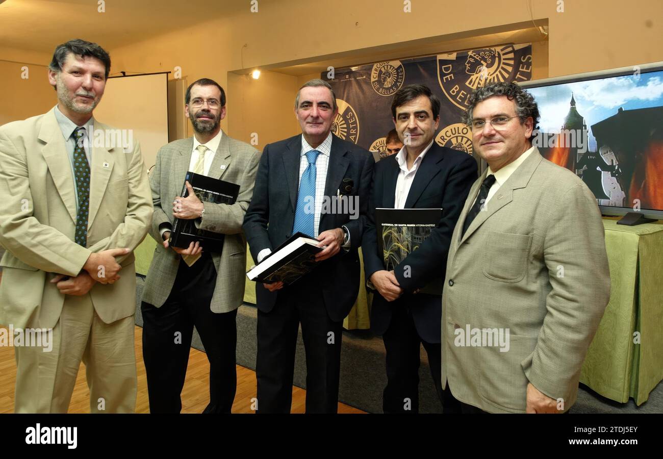 09/25/2002. Madrid, 9-26-02. -presentation act of the master plan for the restoration of the cathedral of Santa María de Vitoria-Gasteiz; Photo82-photo Ernesto Agudo. Credit: Album / Archivo ABC / Ernesto Agudo Stock Photo