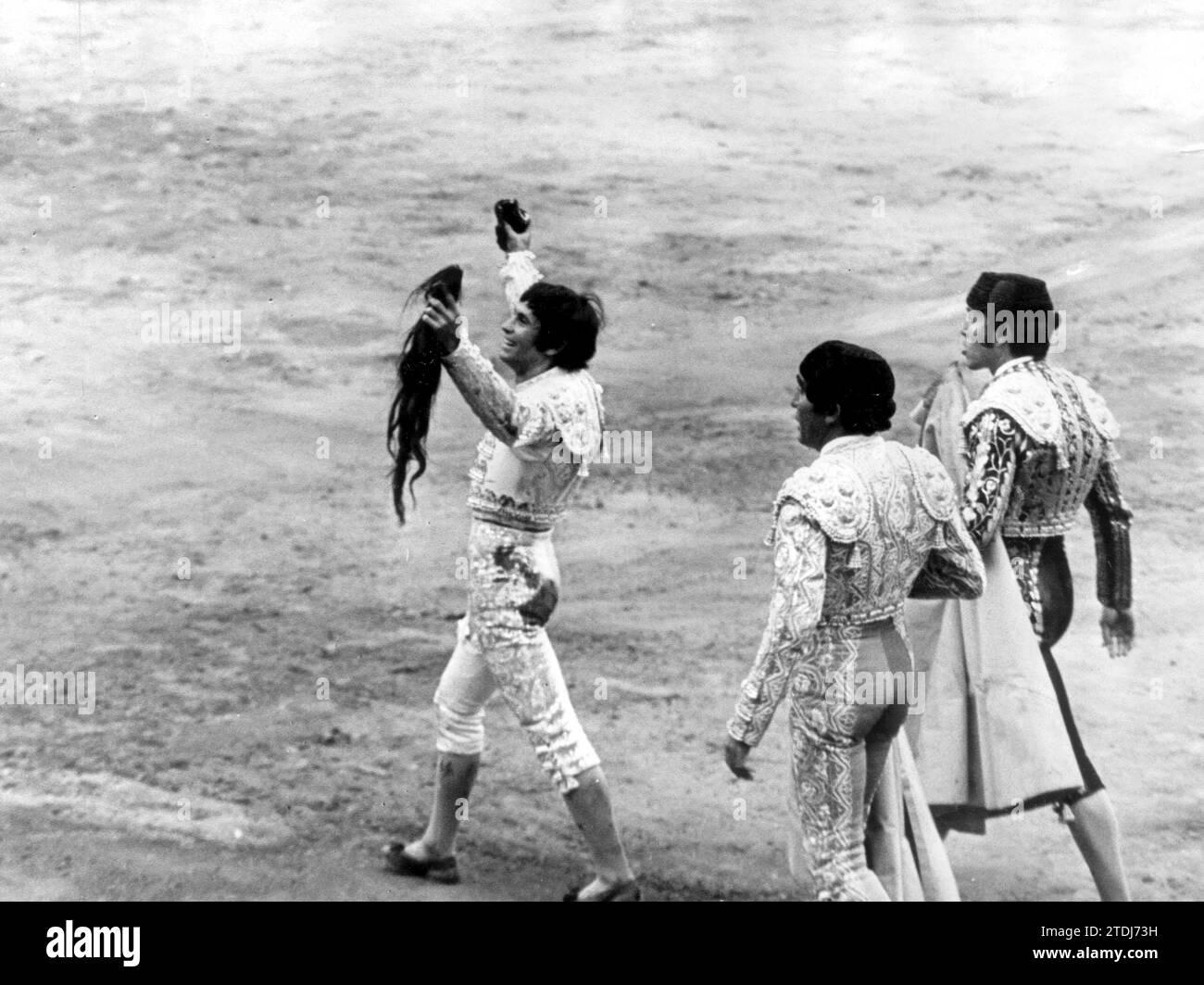 Madrid, 05/22/1972. Sebastián Palomo Linares returns to the ring with the controversial two ears and tail cut off in Las Ventas. Credit: Album / Archivo ABC Stock Photo