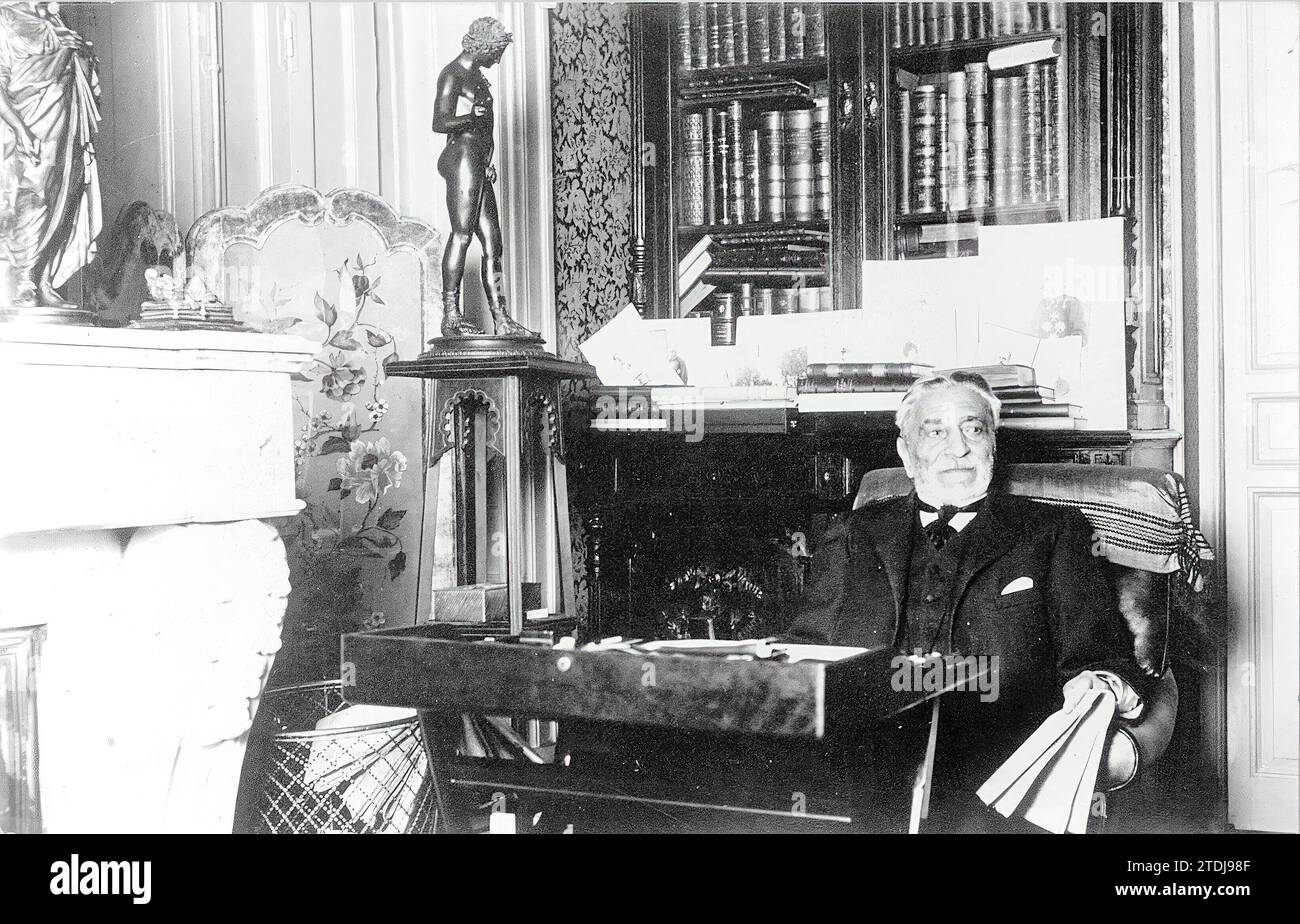 Don Práxedes Mateo Sagasta, in his office around 1890. Credit Album