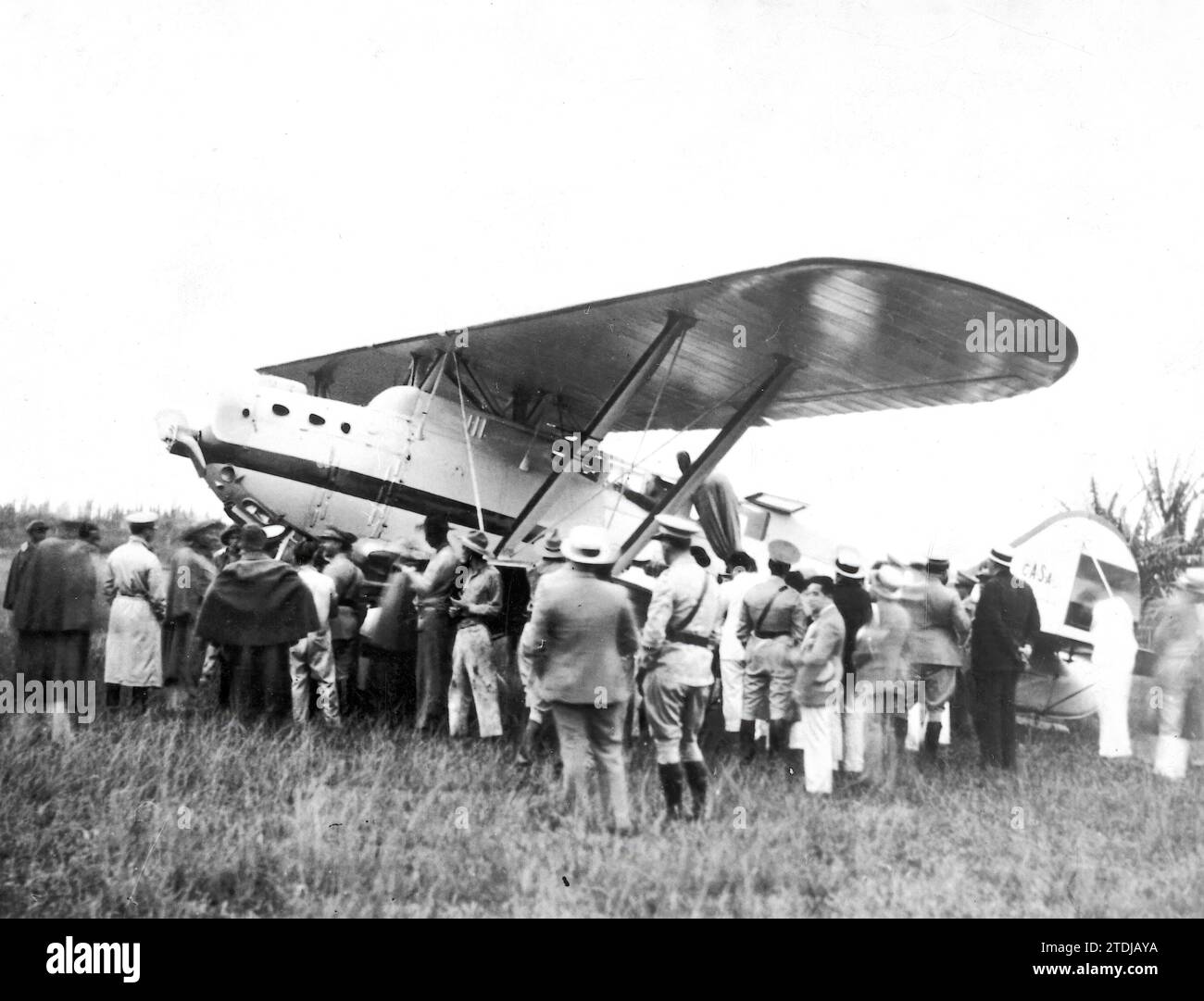Camagüey (Cuba), 6/11/1933. The aviators Barberán and Collar upon their arrival in Cuba, from where they continued their trip that should have taken them to Mexico, but which unfortunately ended with the disappearance of the aviators and their plane: the 'Four Winds'. Credit: Album / Archivo ABC / Vidal Stock Photo