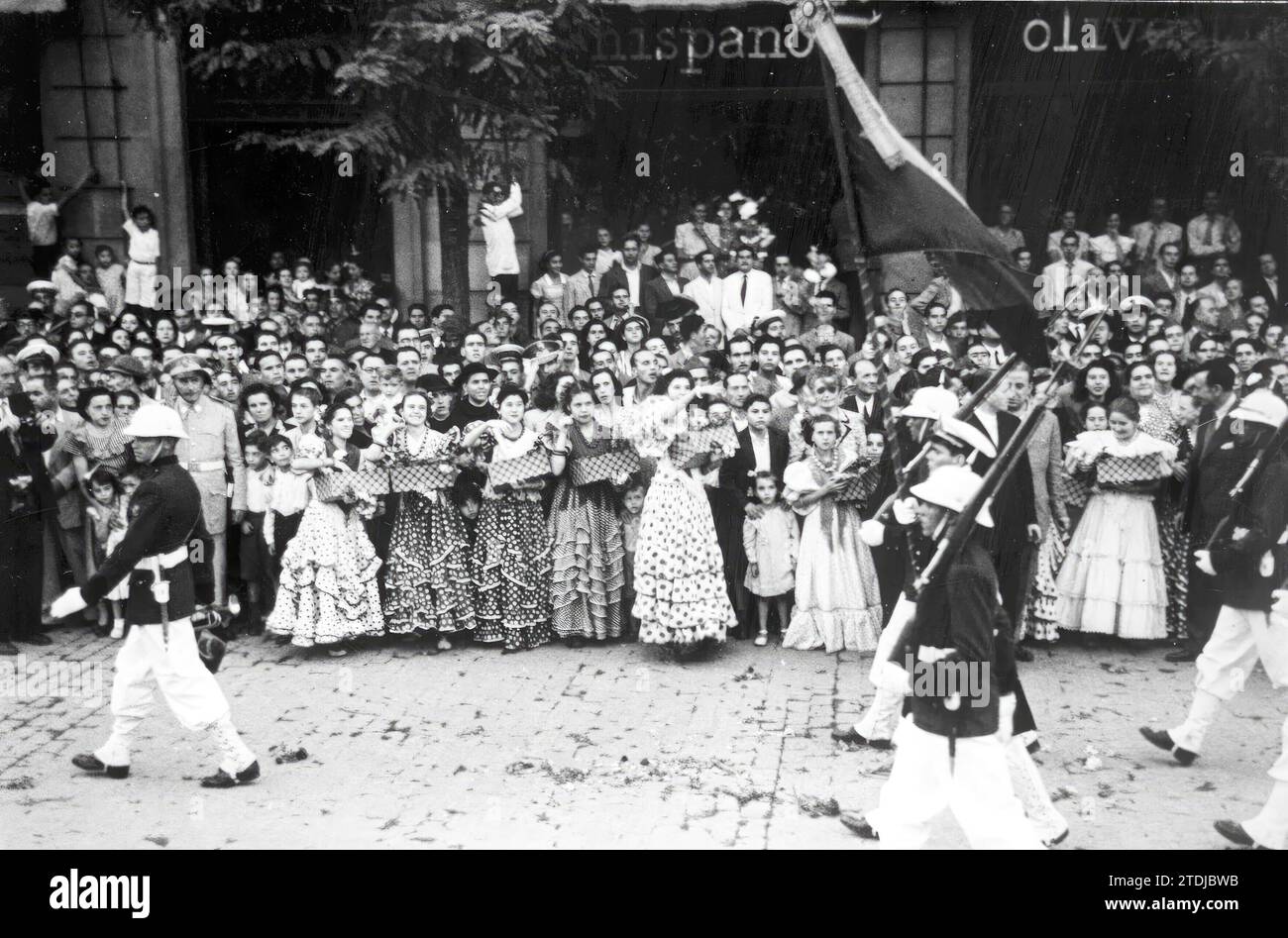 PHOTO: ANGEL GOMEZ GELAN Various images of the celebration (1948) of the V Centenary of the Conquest of Seville by Ferdinand III the Saint. Above these lines, the training ship Juan Sebastián Elcano; and two commemorative parades in Seville. Credit: Album / Archivo ABC / Ángel Gómez Gelan Stock Photo