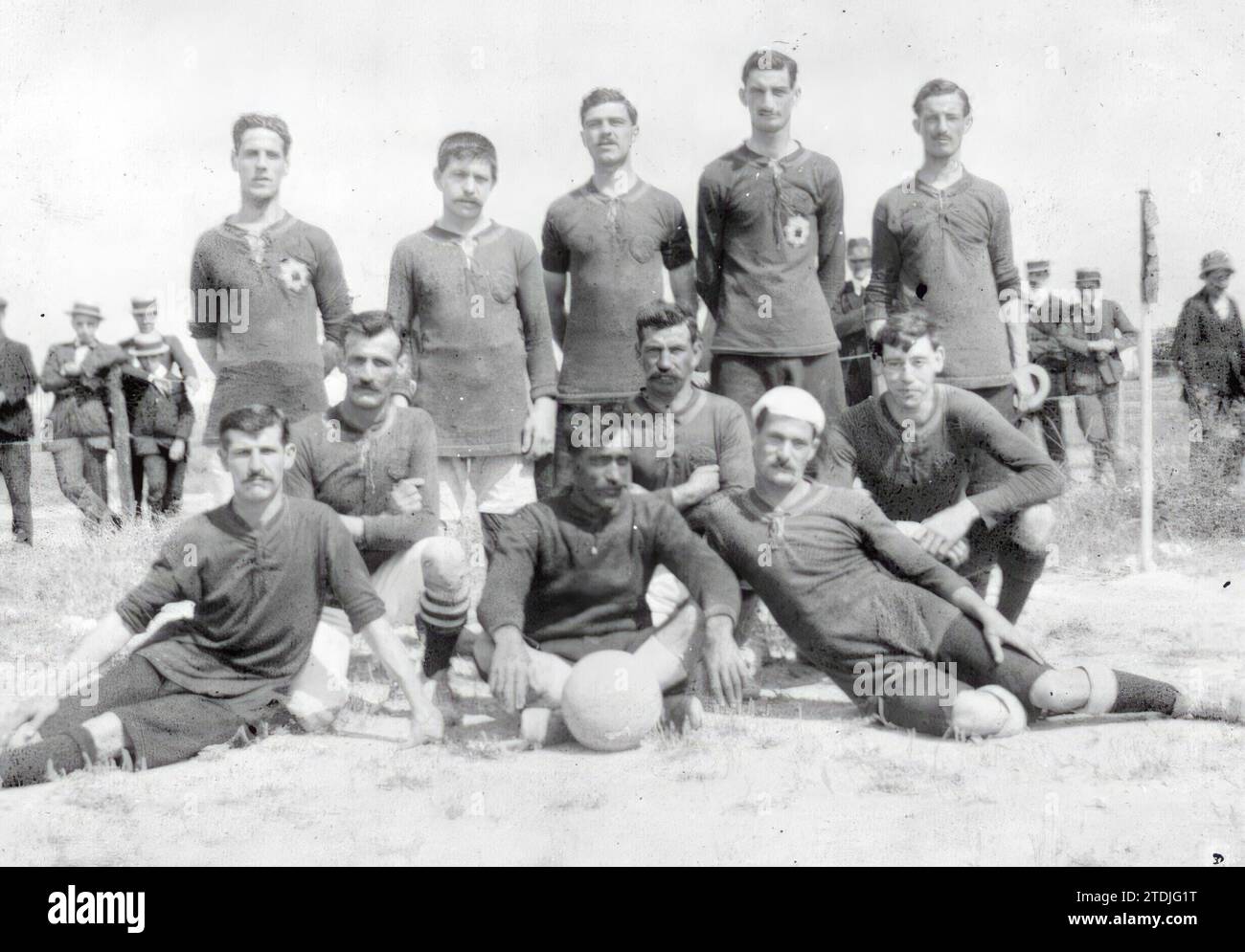 05/14/1912. The Britannia team, winner of the Gibraltar Celebrations Board football cup. Photo: trinidad Diaz - Algeciras. Credit: Album / Archivo ABC Stock Photo