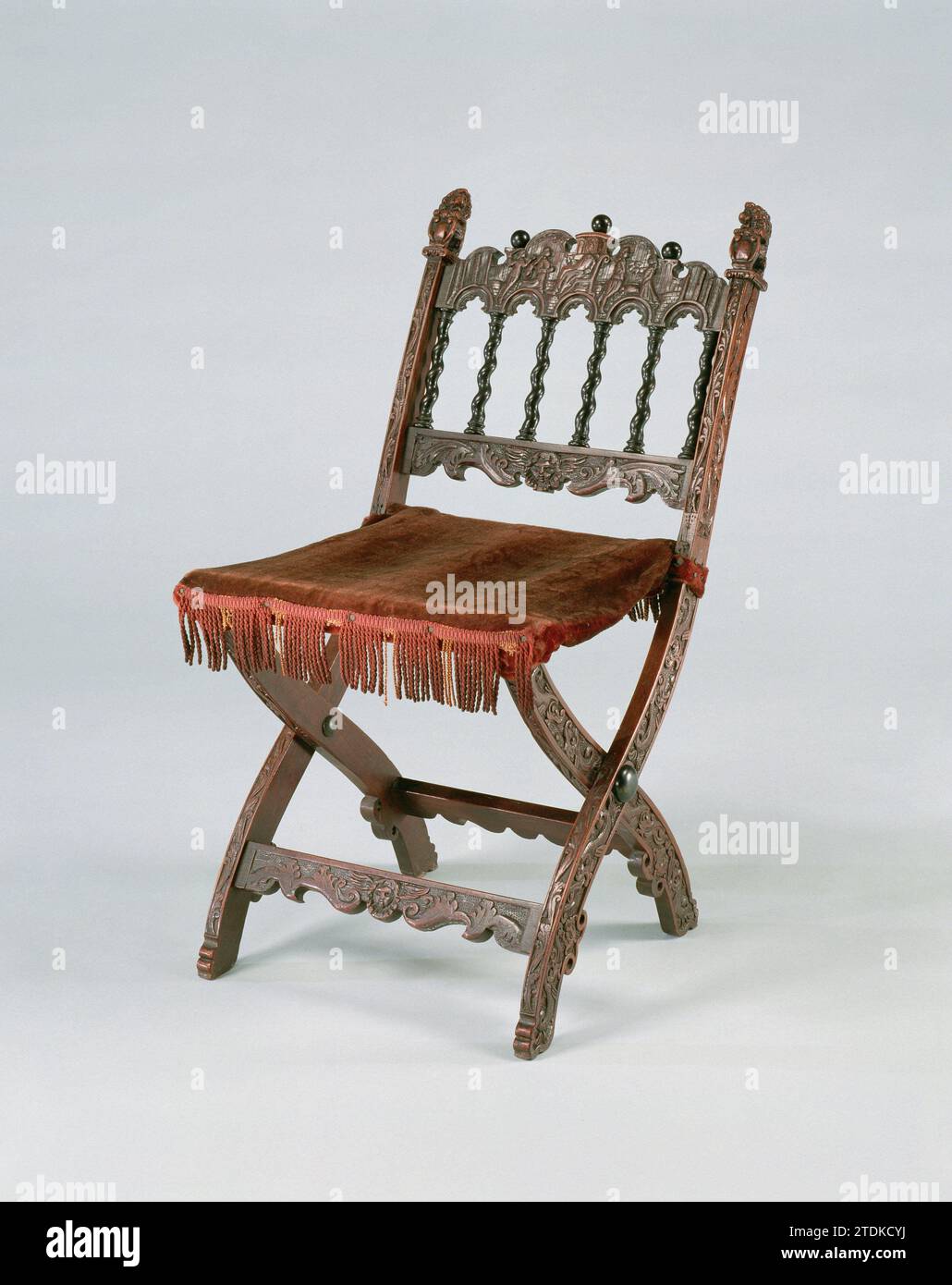 Chairs Roser Shield back side chair hi-res stock photography and images - Alamy