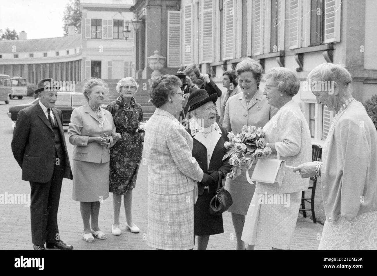 Elderly parade soestdijk hi-res stock photography and images - Alamy