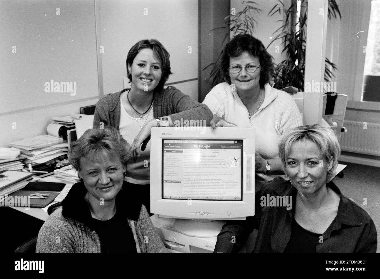Silver Cross, Maaike van der Horst & team, 05-10-1999, Whizgle News from the Past, Tailored for the Future. Explore historical narratives, Dutch The Netherlands agency image with a modern perspective, bridging the gap between yesterday's events and tomorrow's insights. A timeless journey shaping the stories that shape our future Stock Photo