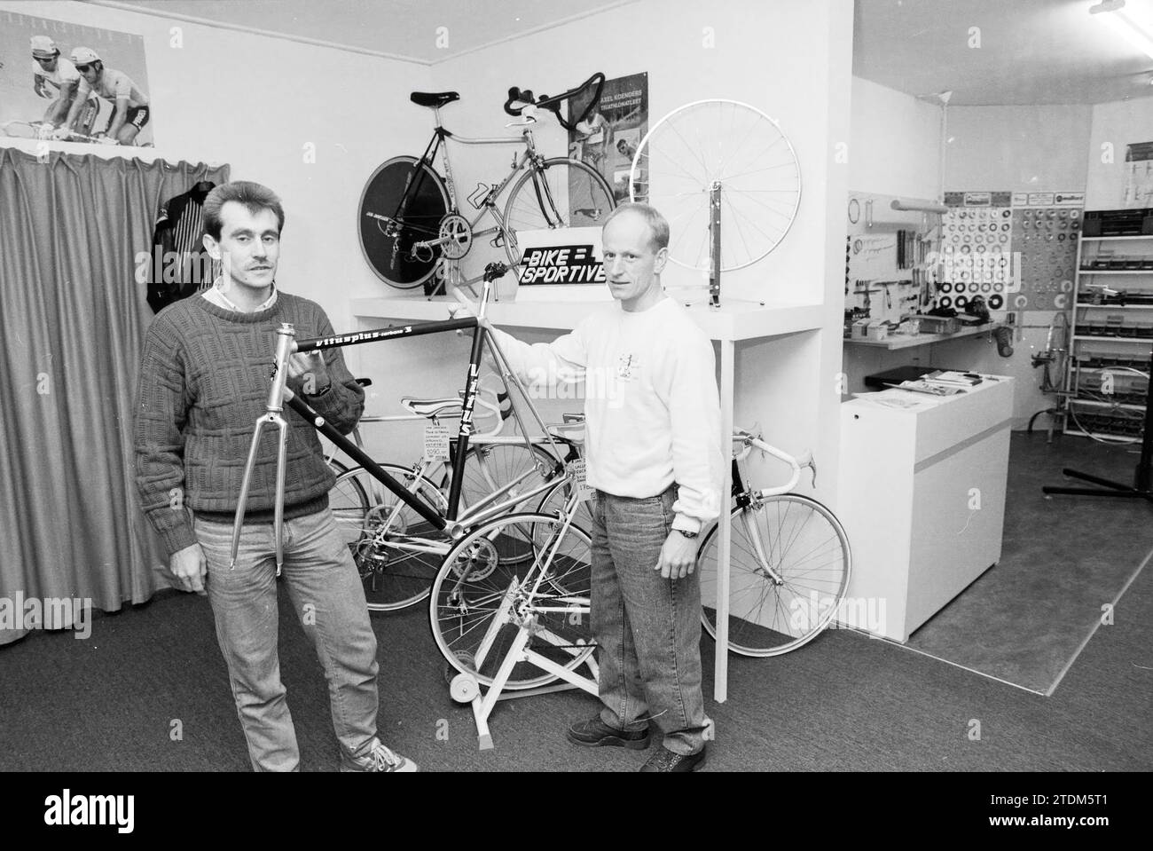 Triathlon Shop interior Kruistochtstraat, Shops and kiosks, Haarlem