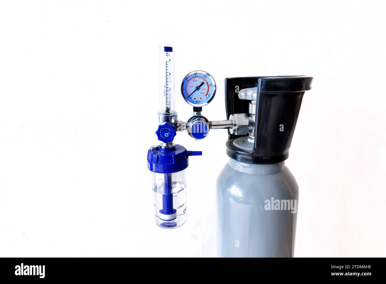 Portable liquid oxygen tank Cut Out Stock Images & Pictures Alamy