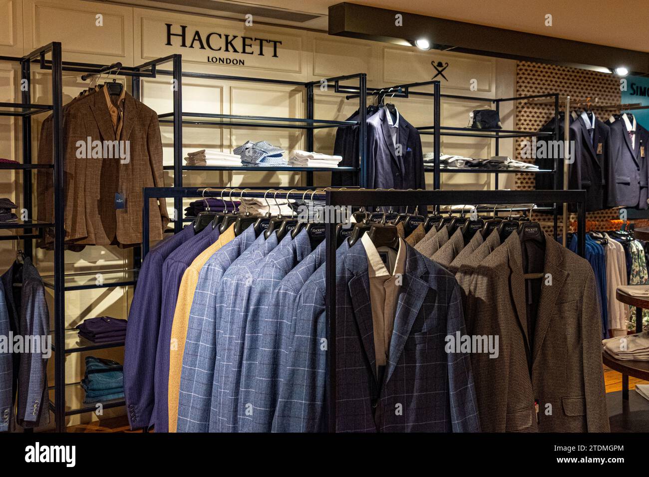 Store westfield hi-res stock photography and images - Page 21 - Alamy
