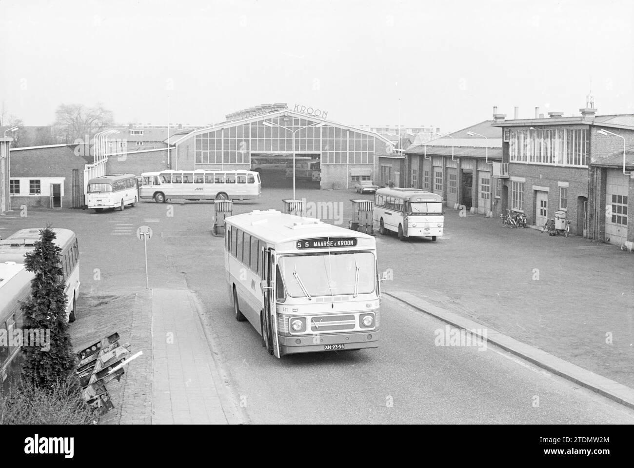 Bus garage maarse en kroon hires stock photography and images Alamy