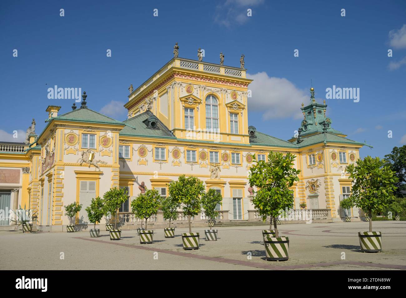 Schloss wilanow hi res stock photography and images Alamy