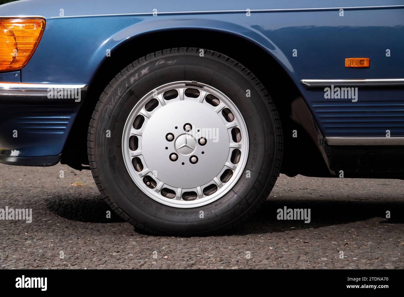 Mercedes r107 hi-res stock photography and images - Alamy
