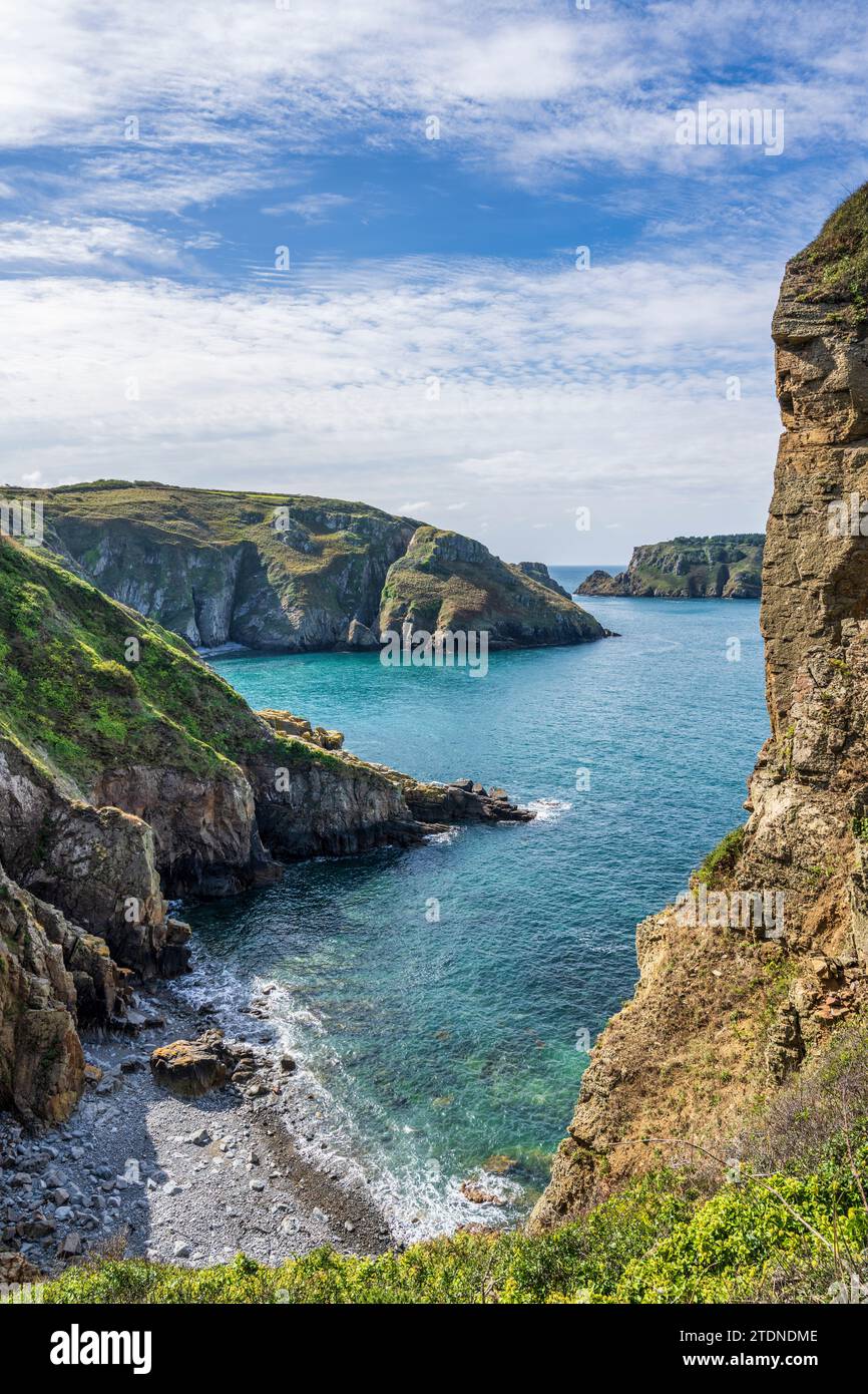 Port a la Jument Bay, with the small island of Brecqhou in the distance, on the west coast of Sark, Bailiwick of Guernsey, Channel Islands Stock Photo