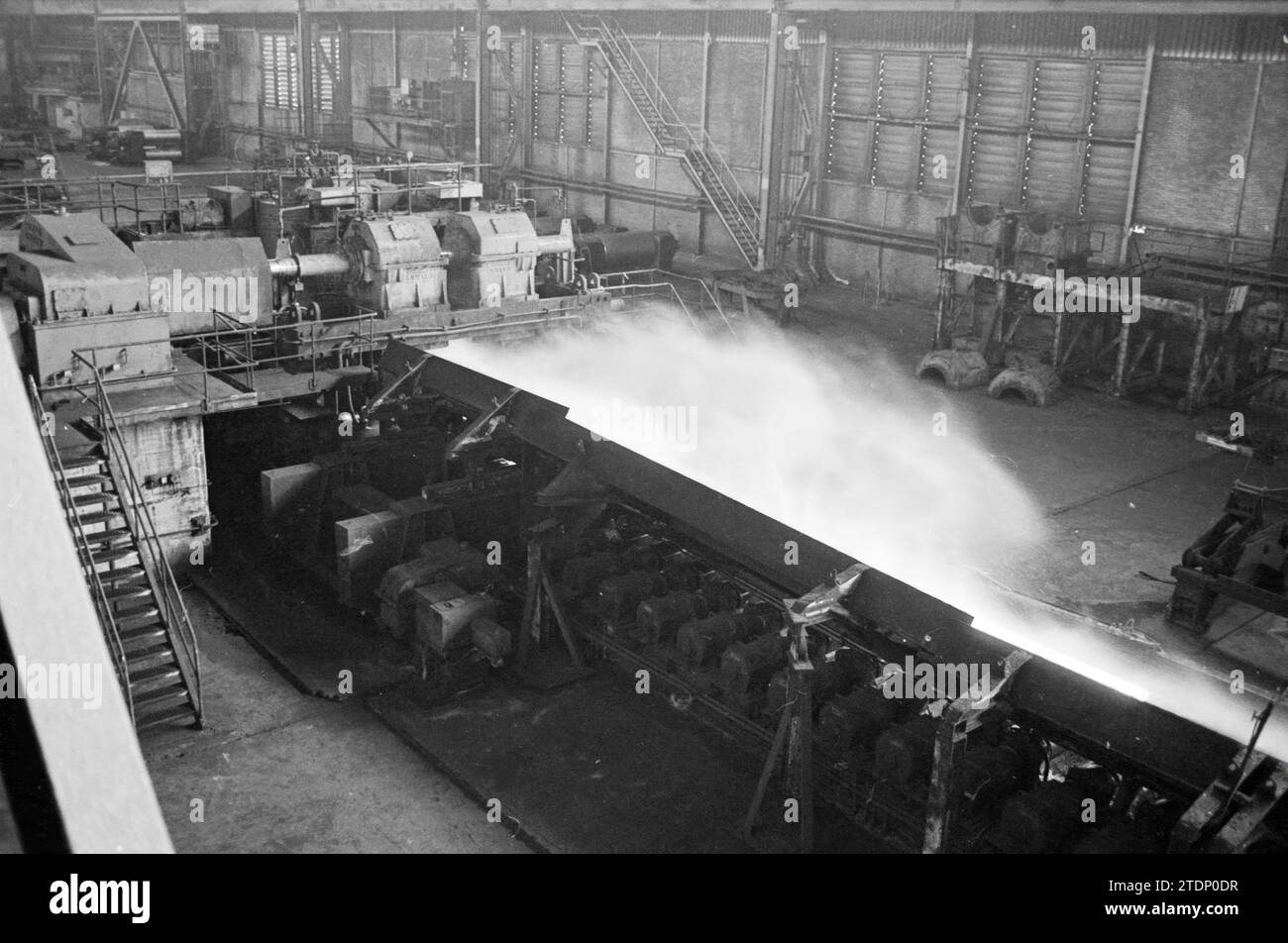 Casting machines, blast furnaces, 28-02-1983, Whizgle News from the Past, Tailored for the Future. Explore historical narratives, Dutch The Netherlands agency image with a modern perspective, bridging the gap between yesterday's events and tomorrow's insights. A timeless journey shaping the stories that shape our future Stock Photo