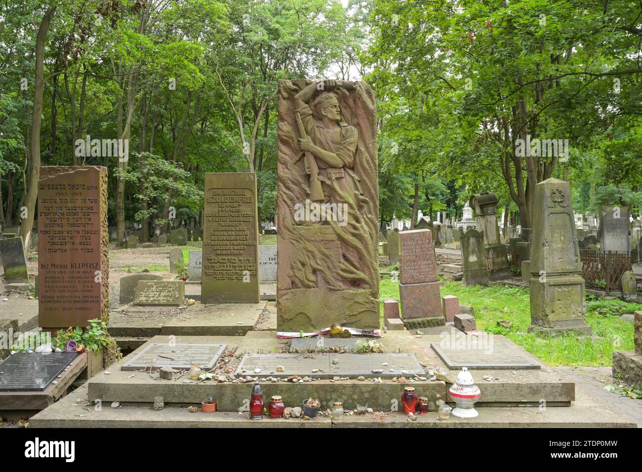 Denkmal Aufstand im Warschauer Ghetto, Ghettokämpfer, Jüdischer