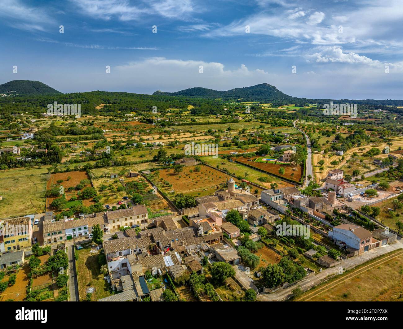 Aerial view of fields and rural environments near the town of Algaida (Mallorca, Balearic Islands, Spain) ESP: Vista aérea de campos cerca de Algaida Stock Photo