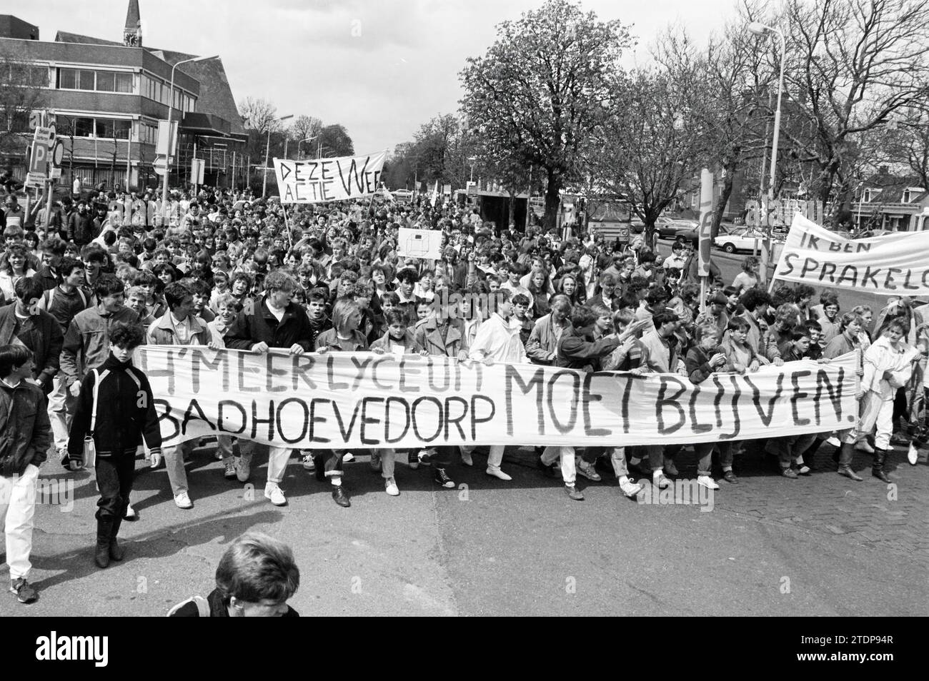 Haarlemmermeer lyceum badhoevedorp must stay hires stock photography