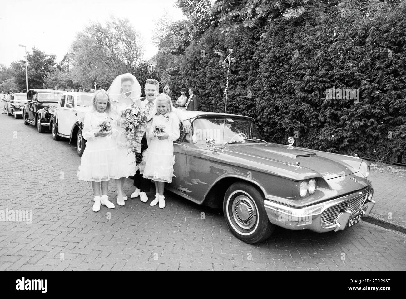 Rock and roll wedding, Marriage, 22-06-1989, Whizgle News from the Past, Tailored for the Future. Explore historical narratives, Dutch The Netherlands agency image with a modern perspective, bridging the gap between yesterday's events and tomorrow's insights. A timeless journey shaping the stories that shape our future Stock Photo