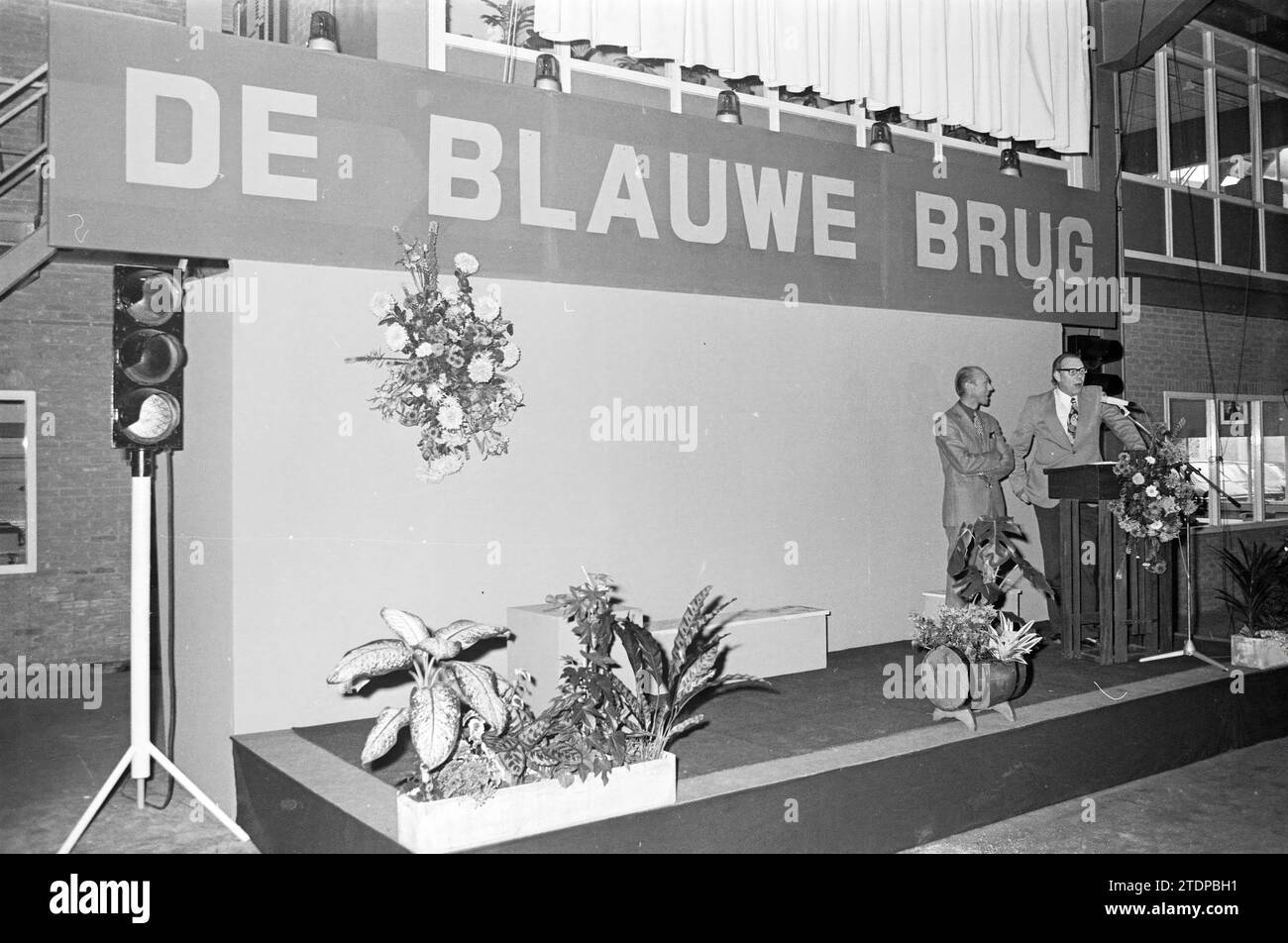 Opening of the Hoogovens building complex (The Blue Bridge), Hoogovens