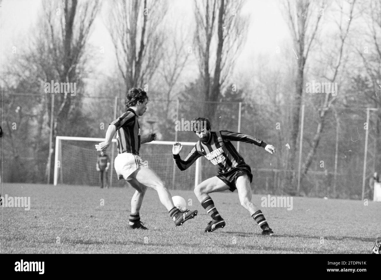 Football match EDO-RCH, 00-02-1984, Whizgle News from the Past, Tailored for the Future. Explore historical narratives, Dutch The Netherlands agency image with a modern perspective, bridging the gap between yesterday's events and tomorrow's insights. A timeless journey shaping the stories that shape our future Stock Photo
