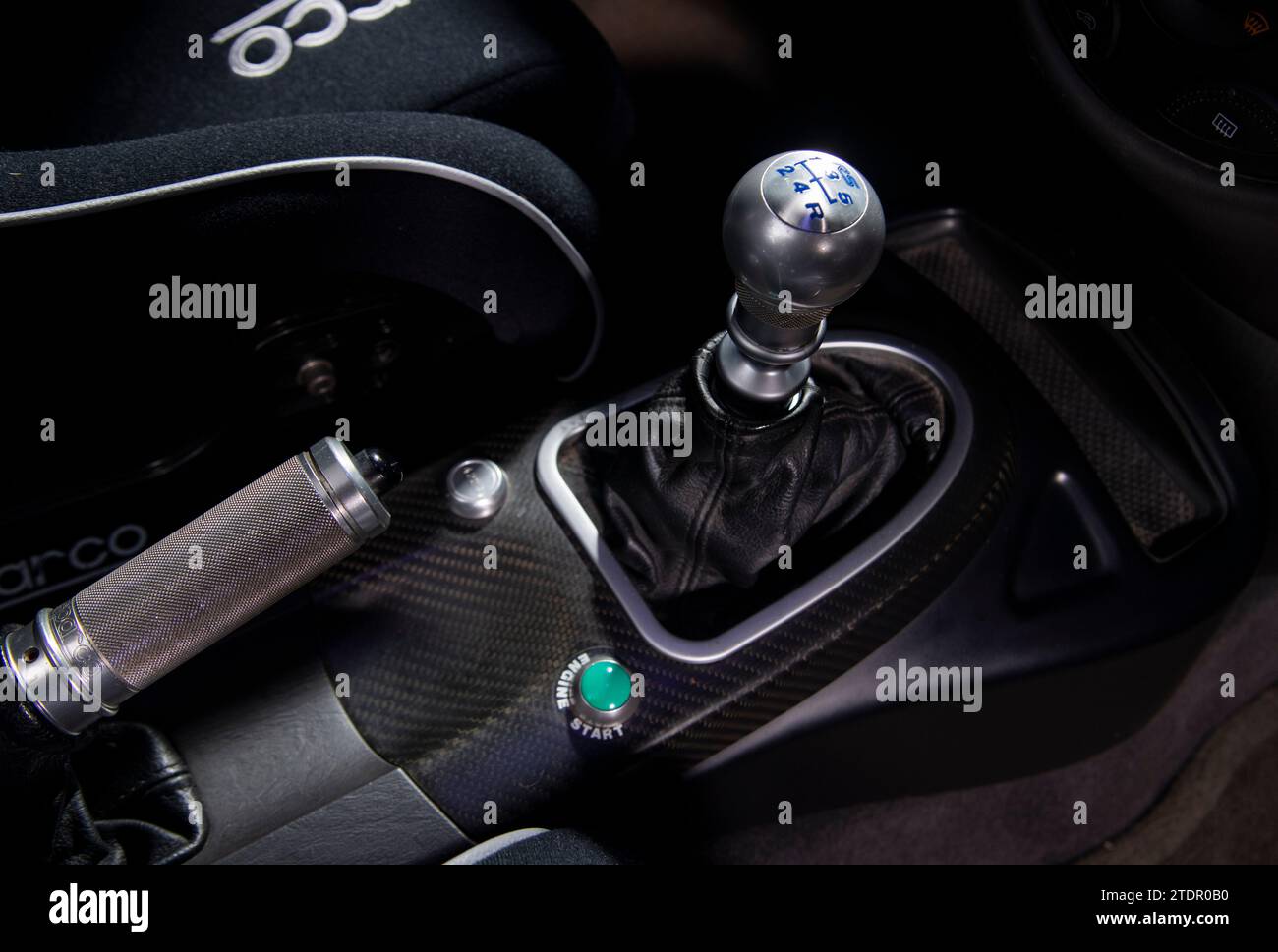 Interior of ford focus mk1 hi-res stock photography and images - Alamy