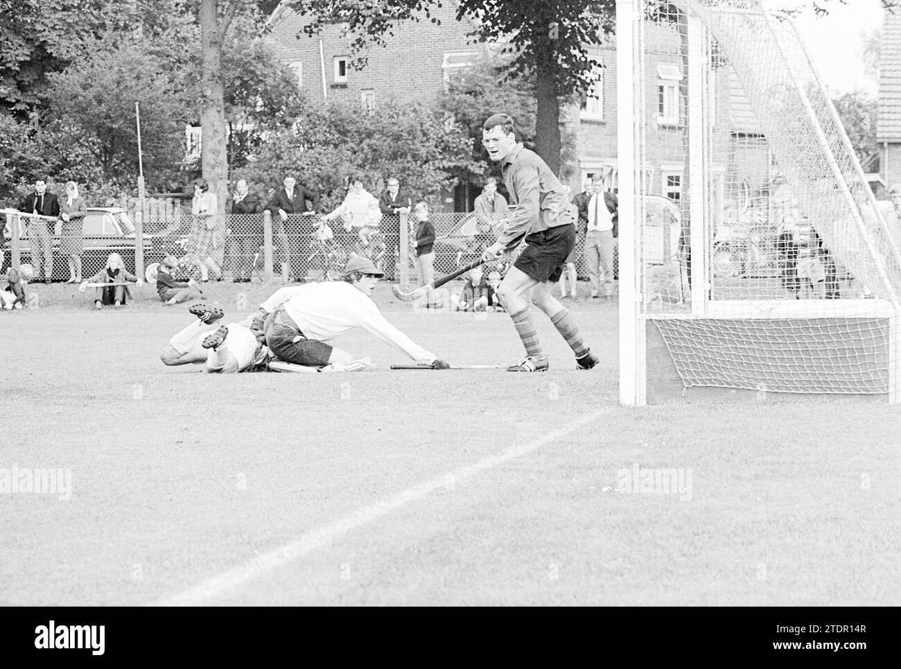 B.M.H.C. - S.C.H.C., Hockey, 17-09-1967, Whizgle News from the Past, Tailored for the Future. Explore historical narratives, Dutch The Netherlands agency image with a modern perspective, bridging the gap between yesterday's events and tomorrow's insights. A timeless journey shaping the stories that shape our future Stock Photo