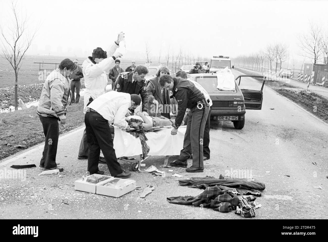 Accident, Schipholweg, Schipholweg, 24-02-1994, Whizgle News from the Past, Tailored for the Future. Explore historical narratives, Dutch The Netherlands agency image with a modern perspective, bridging the gap between yesterday's events and tomorrow's insights. A timeless journey shaping the stories that shape our future Stock Photo